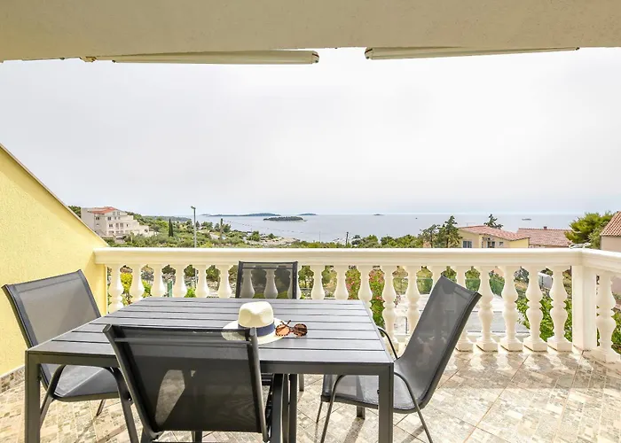 Appartement Josipa Primošten